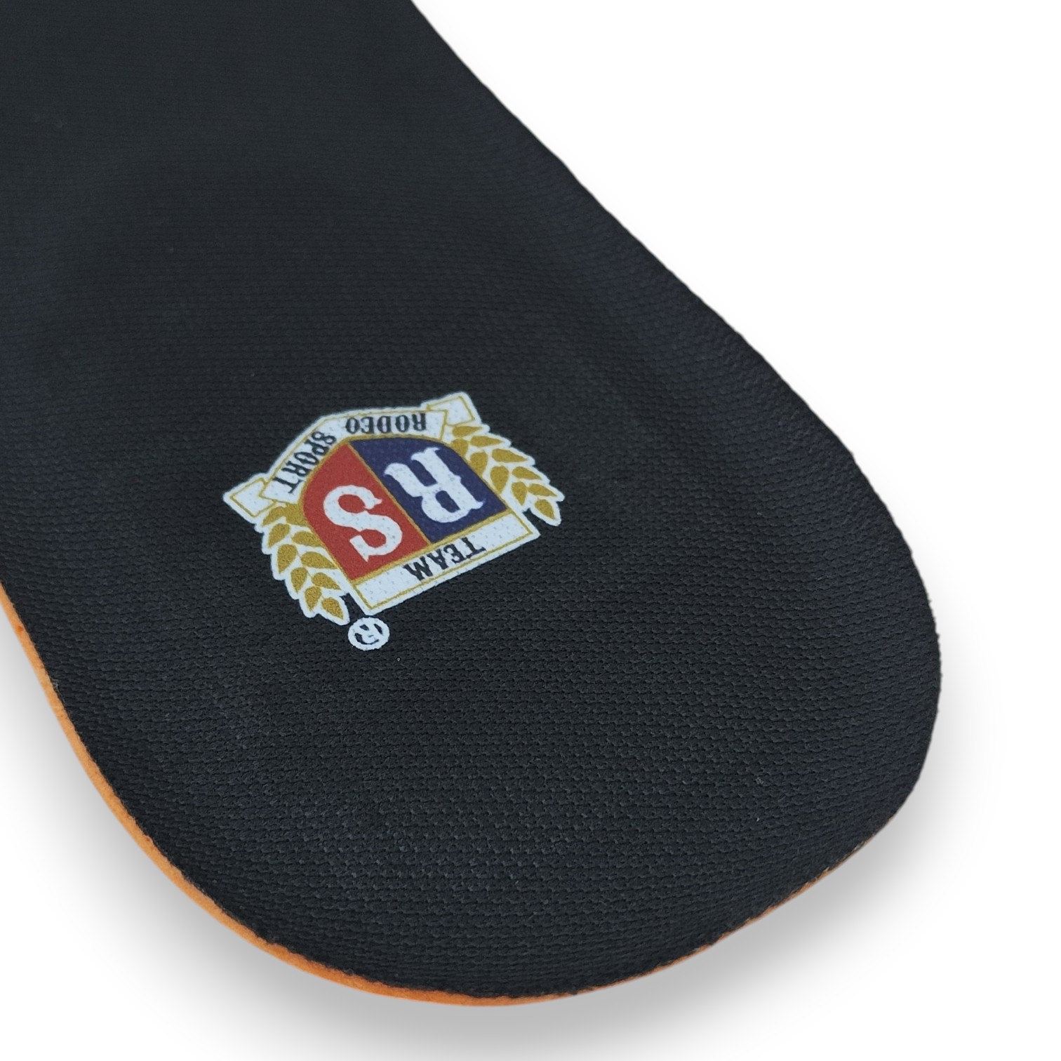 Acabamento superior preto e logo RS Rodeo Sport